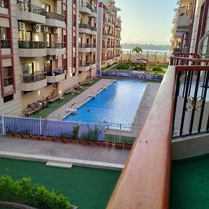 Apartament شقه رائعه بأفضل اطلاله Luksor Exterior photo