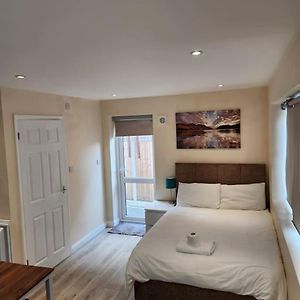 Beautiful Private En-Suite Room With Its Own Entry Bexleyheath Exterior photo