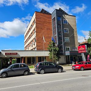 Family Hotel Bulgaria Kharmanli Exterior photo