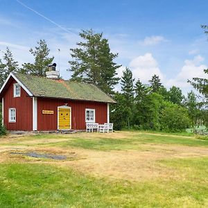 Beautiful Home In Valdemarsvik With Sauna Exterior photo