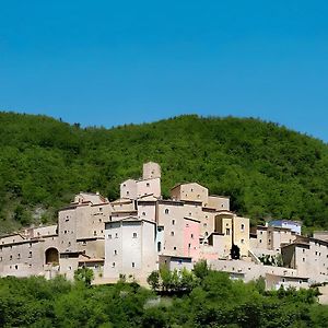 Hotel Castello Di Postignano Relais Sellano Exterior photo