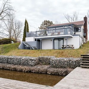 Willa Narrows Nook - Prince Edward County Waterfront Deseronto Exterior photo