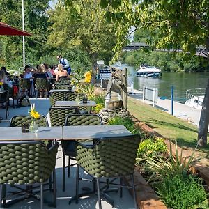 Hotel Bray Marina Boat House Exterior photo