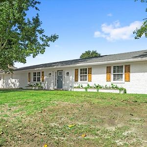 Ranch Home Gem 5Br Home Sleeps 12 With Game Room Gulfport Exterior photo