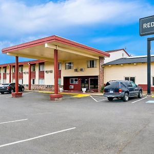 Red Lion Inn & Suites Yakima Exterior photo