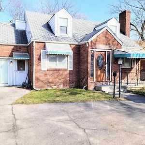 Sweet Home, King Bed, Backyard And Parking Buffalo Exterior photo