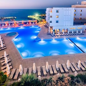 Vuni Palace Hotel & Casino & Spa Kirenia Exterior photo