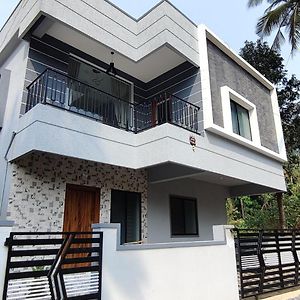 Sukruthi Service Apartment Mangaluru Exterior photo