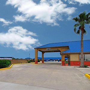 Americas Best Value Inn Sinton Exterior photo