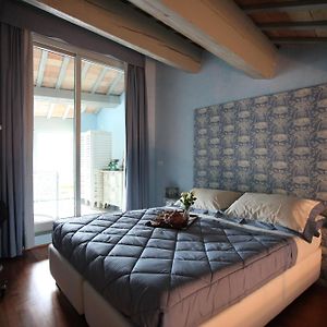 Bed and Breakfast Palazzo Santinelli SantʼAngelo in Vado Room photo