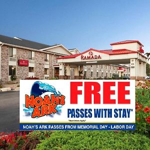 Hotel Ramada By Wyndham Wisconsin Dells- 2 Noah'S Ark Passes Included! Exterior photo