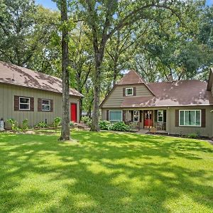 The Susser Estate With Dock Hot Tub Game Room Tool Exterior photo