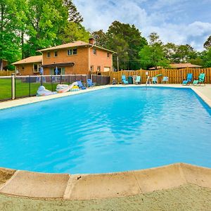 Willa Updated High Point Retreat With Pool And Backyard Exterior photo