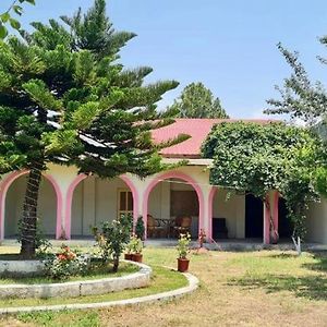 4 Kanal Entire Private Guest House With 2 Bedrooms Attached Bathrooms And Kitchen And Lawn Balakot Exterior photo