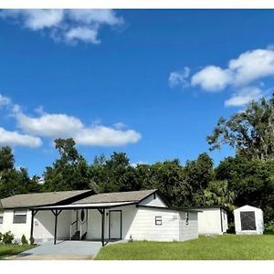 Country Style Suite Attached Queen Bed & Futon De Land Exterior photo