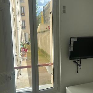 Apartament Studio Refait A Neuf Clichy Centre Exterior photo