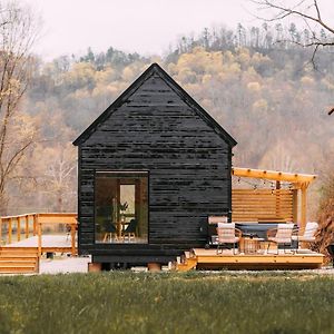 Willa Modern Cabin Nestled On 40 Acres With Hot Tub Frenchburg Exterior photo