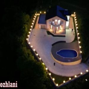 Willa Rezidenca Dozhlani With Private Pool & Yard Bajram Curri Exterior photo