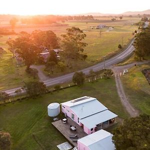 Willa Heart Of Lovedale Exterior photo