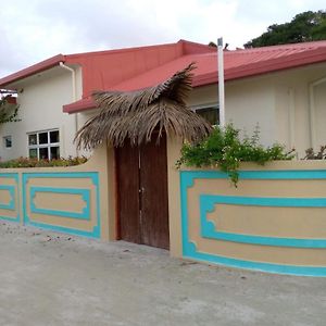 Hotel Seabreeze View - Huraa Island Exterior photo