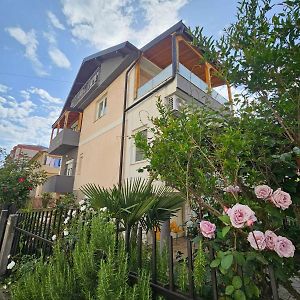 Apartments Stavreski Ochryda Exterior photo