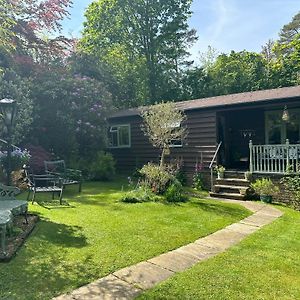 Willa The Cabin, Roundabout Lane West Chiltington Exterior photo