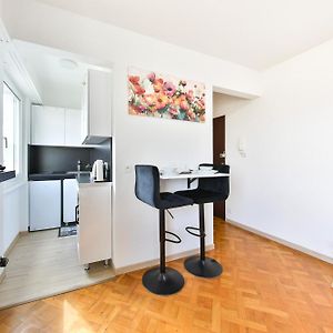 Apartament Studio Moderne - 3 Frontieres - Aeroport De Bale - Parking Saint-Louis  Exterior photo