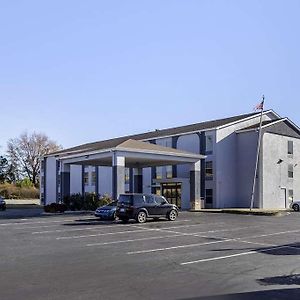 Quality Inn Spartanburg Exterior photo