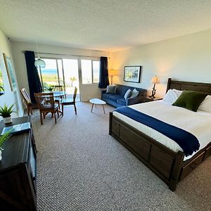 Shorewater Resort Beachfront Condo Qualicum Beach Exterior photo