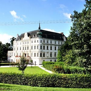 Hotel Penzion Na Zamku Nový Jičín Exterior photo