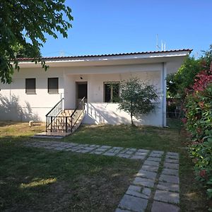 Haus Mit Garten Nahe Olymp & Strand, Ruhige Lage Nea Efesos Exterior photo