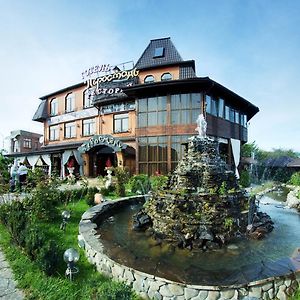 Hotel Gagra Georgian House Kijów Exterior photo