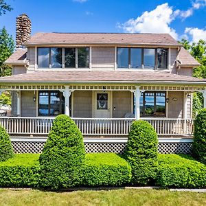 Willa Grammy'S Lake House W Private Waterfront Access East Hampton Exterior photo