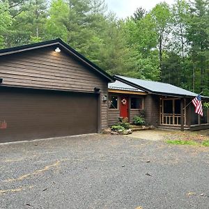 Willa Camp Pinecone In Brantingham, Ny Glenfield Exterior photo