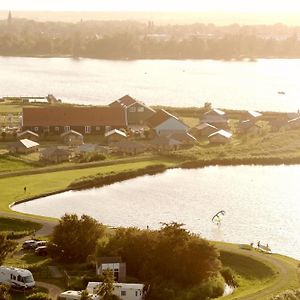 Hotel Dutchen Erfgoedpark De Hoop Glamping Uitgeest Exterior photo