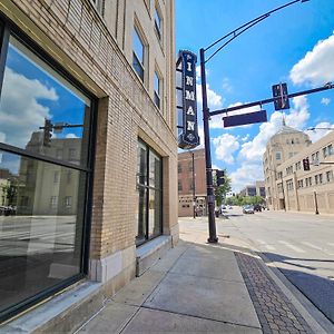 Gorgeous And Spacious Studio At The Historic Inman - 200 Champaign Exterior photo