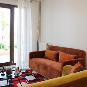 Apartament Charming T2 Near The Basilica Of Saint-Denis Exterior photo