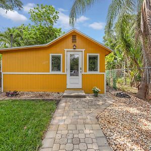 Lush Tropical Garden Home Fort Lauderdale Exterior photo