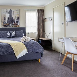 Willa Chic Private Studio 5 Mins From Airport And Shops Christchurch Exterior photo