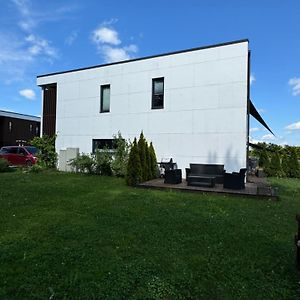 Apartament Terraced House In Quiet Neighborhood Tartu Exterior photo