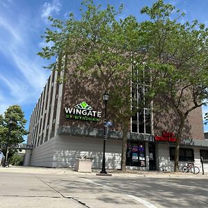 Hotel Wingate By Wyndham Sheboygan Exterior photo