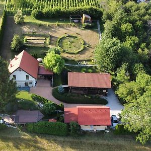 Hotel Hay Barn Unique Experience Visole Slovenska Bistrica Exterior photo