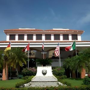 Hotel Celuisma Playa Dorada All Inclusive Puerto Plata Exterior photo