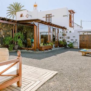 Pensjonat Casa Emblematica Garaday Lanzarote Tinajo Exterior photo