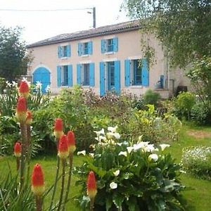 Bed and Breakfast Maison D'Hotes La Chabanaise - Marais Poitevin Cramchaban Exterior photo