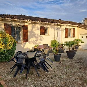 Apartament L'Ile Verte Chambre Avec Salle De Bain Privee Champagnac  Exterior photo