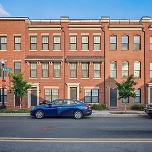 Luxurious 4Br Townhouse With Rooftop Patio In Dc Waszyngton Exterior photo