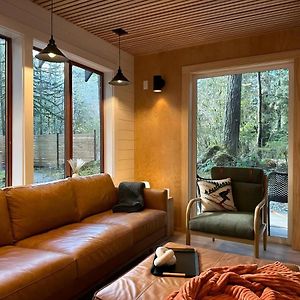 Willa Cozy Nordic Style Cabin With Cedar Barrel Hot Tub Skykomish Exterior photo