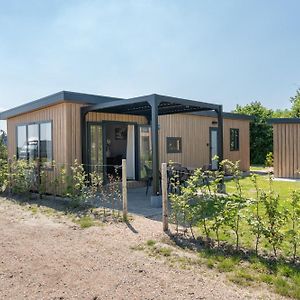 Willa Luxe 4 Pers Chalet Op Minicamping In Waarde Exterior photo