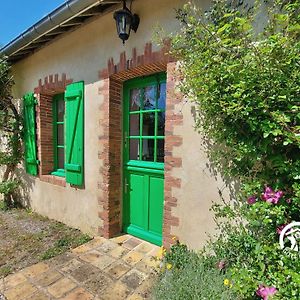 Willa Maison De Campagne Avec Jardin Clos, Cheminee Et Balades Pres De La Riviere. Pass Animaux Acceptes. - Fr-1-600-77 Montsûrs Exterior photo